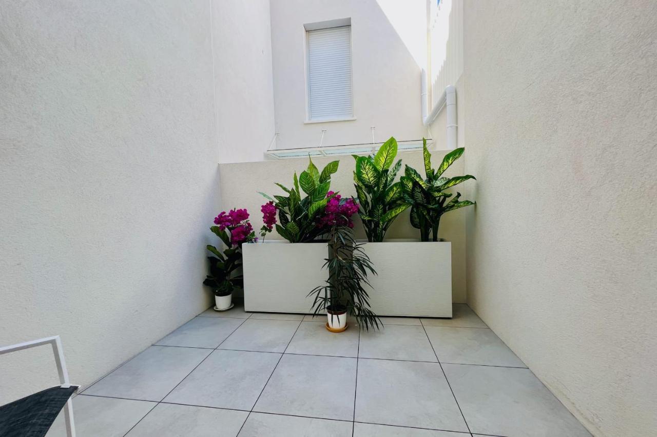Villa Marie 1 - Superbe Appartement Climatise 2 Chambres Vue Mer เลอ โกร-ดู-รัว ภายนอก รูปภาพ